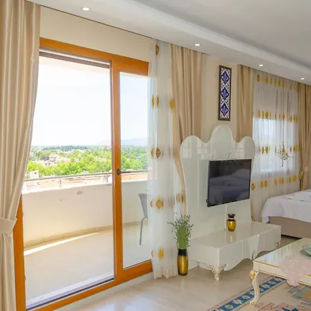 Δωμάτια σε οικογενειακή κατοικία Ephesus Palaces